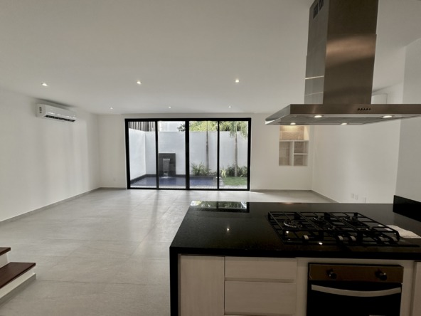 CR25 COCINA SALA COMEDOR CASA AQUA FUENTE HERMES