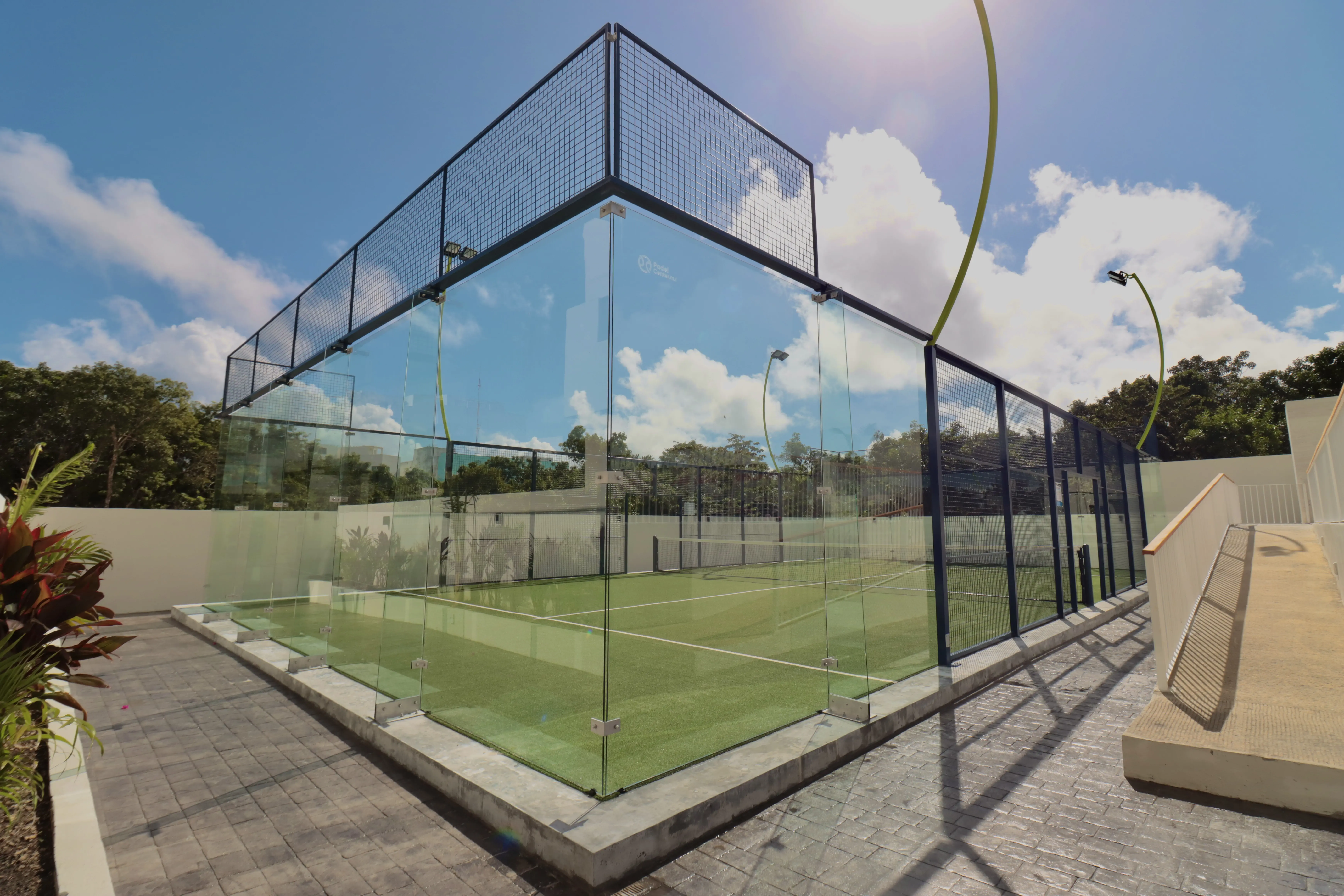 CANCHA TENIS VELA TOWERS