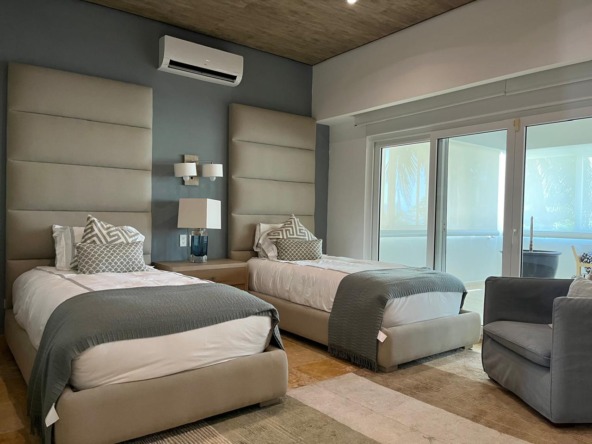 Casa en venta en Isla Dorada Zona Hotelera Cancún Vista a la Laguna Recámara Secundaria