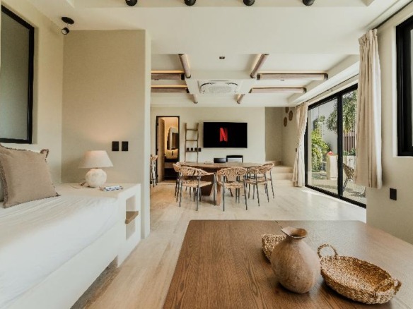 CASA AMUEBLADA EN RENTA EN PUERTO CANCUN - SALA COMEDOR