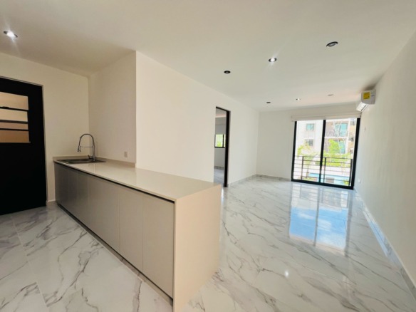 Departamento en renta en Residencial Ombú, Cancun-Sala Comedor