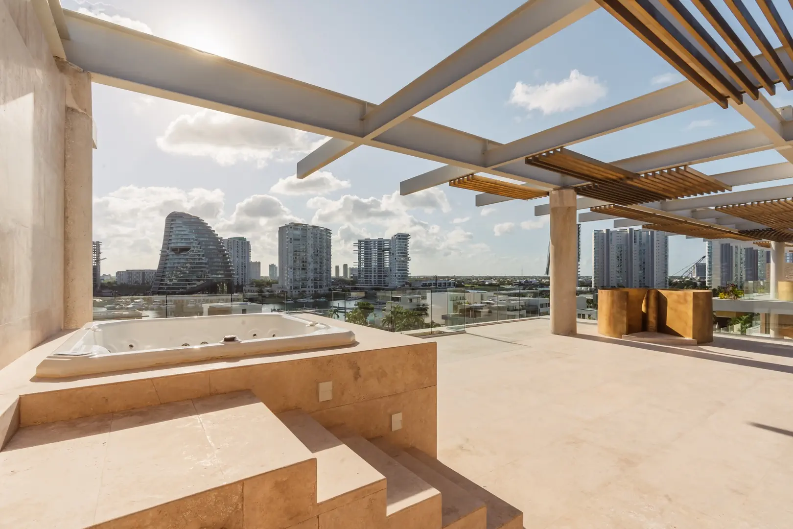 PUERTO CANCUN DEPARTAMENTO EN VENTA ROOF TERRACE