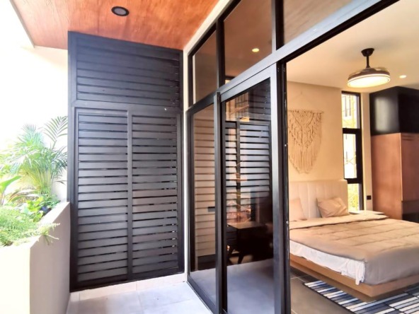 UMMBAL 2 RECAMARAS BALCON