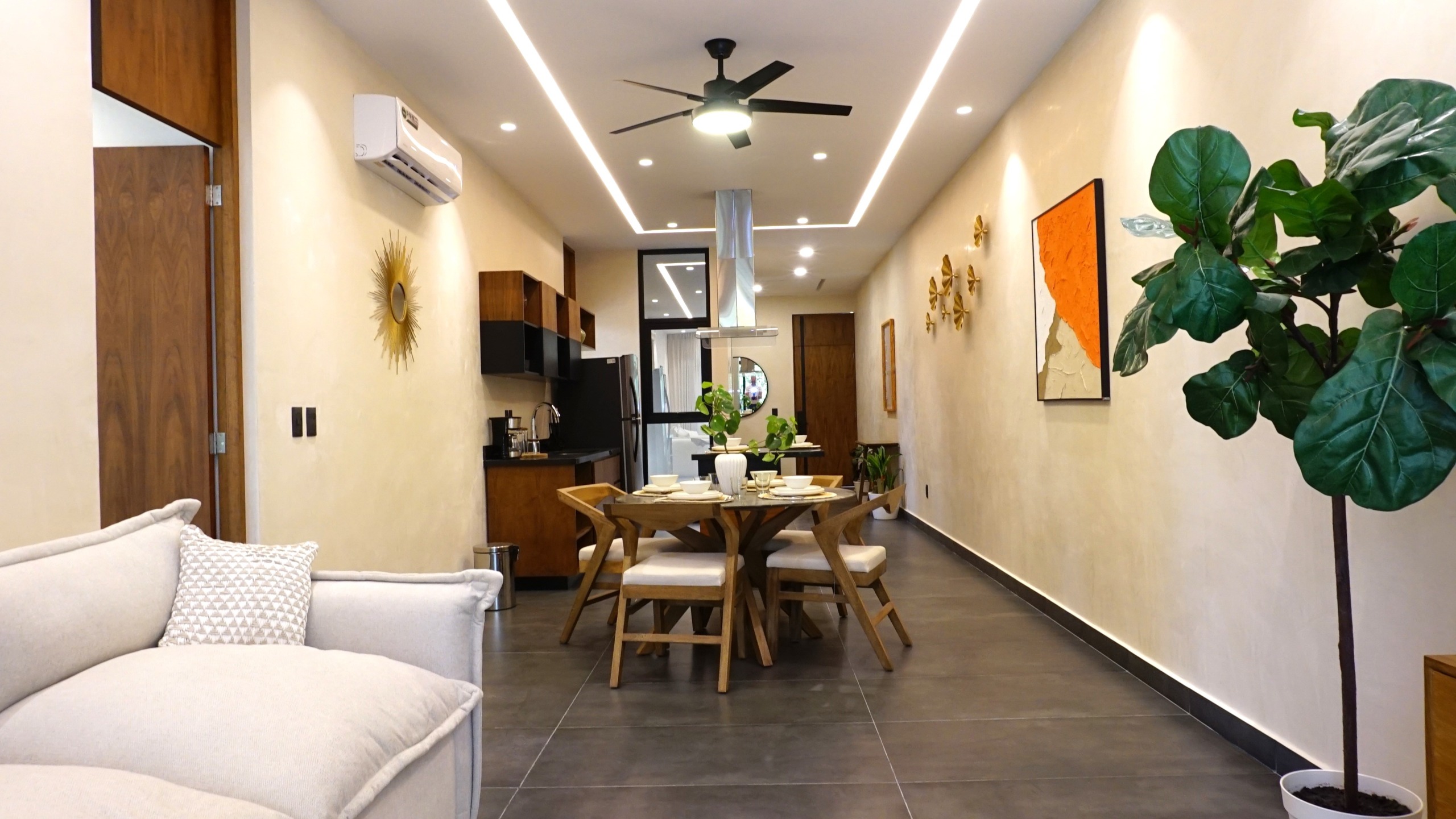 VISTA SALA COMEDOR Y COCINA