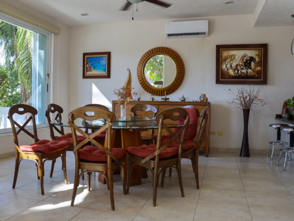 CR88 casa renta Isla Dorada- sala_comedor-(foto 3)