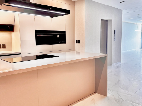 CR89 EMERALD VISTA ELEVADOR COCINA