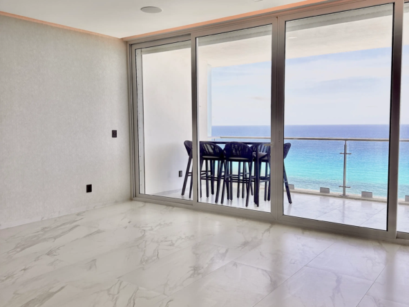 CR89 EMERALD VISTA TERRAZA RECÁMARA