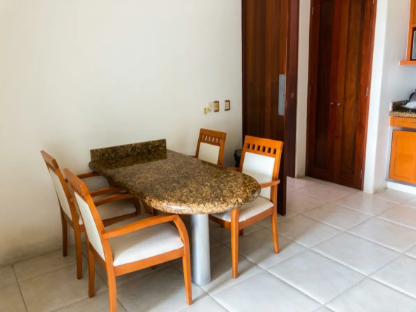 7 Barra desayunadora Isla amorosa CR98