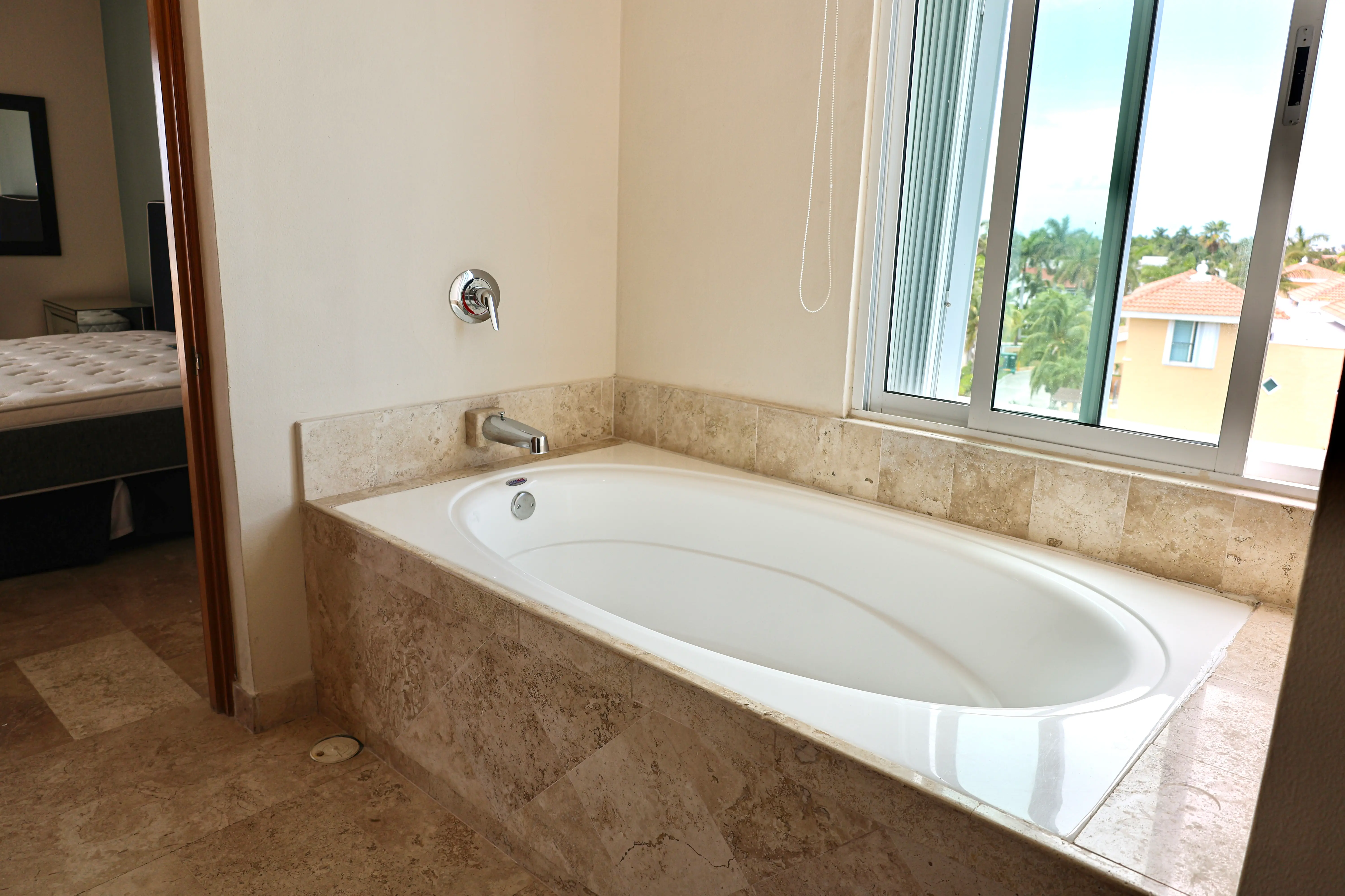 7-Tina-Baño-principal-CR100