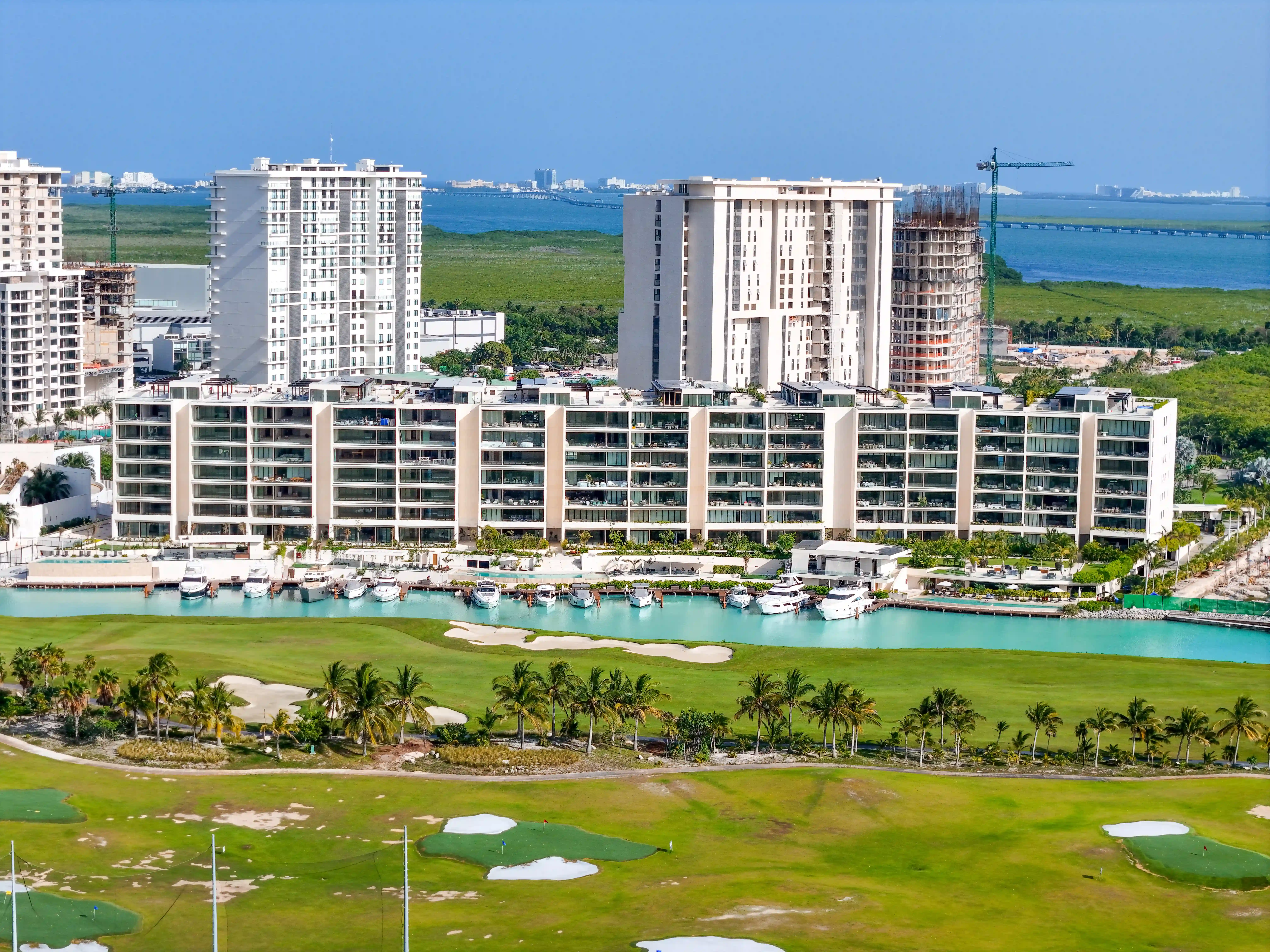 10-campo de golf-La vela-Puerto Cancun CR111